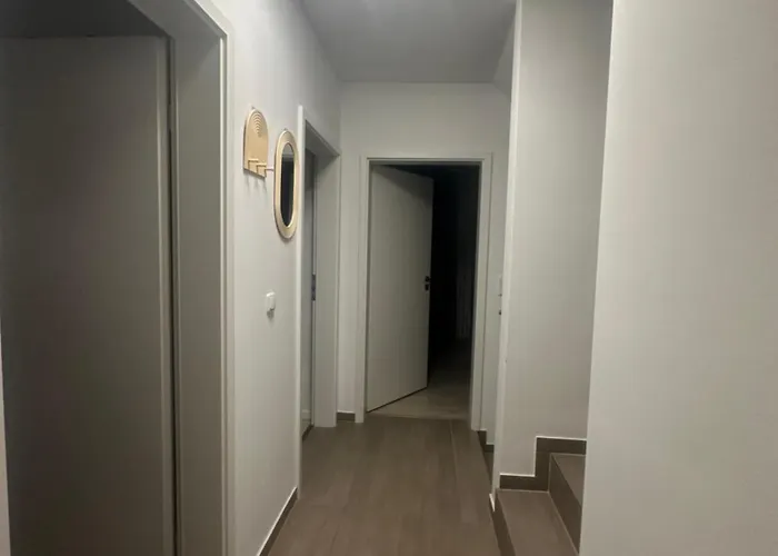 Exklusives Haus Grenze West Dom wakacyjny